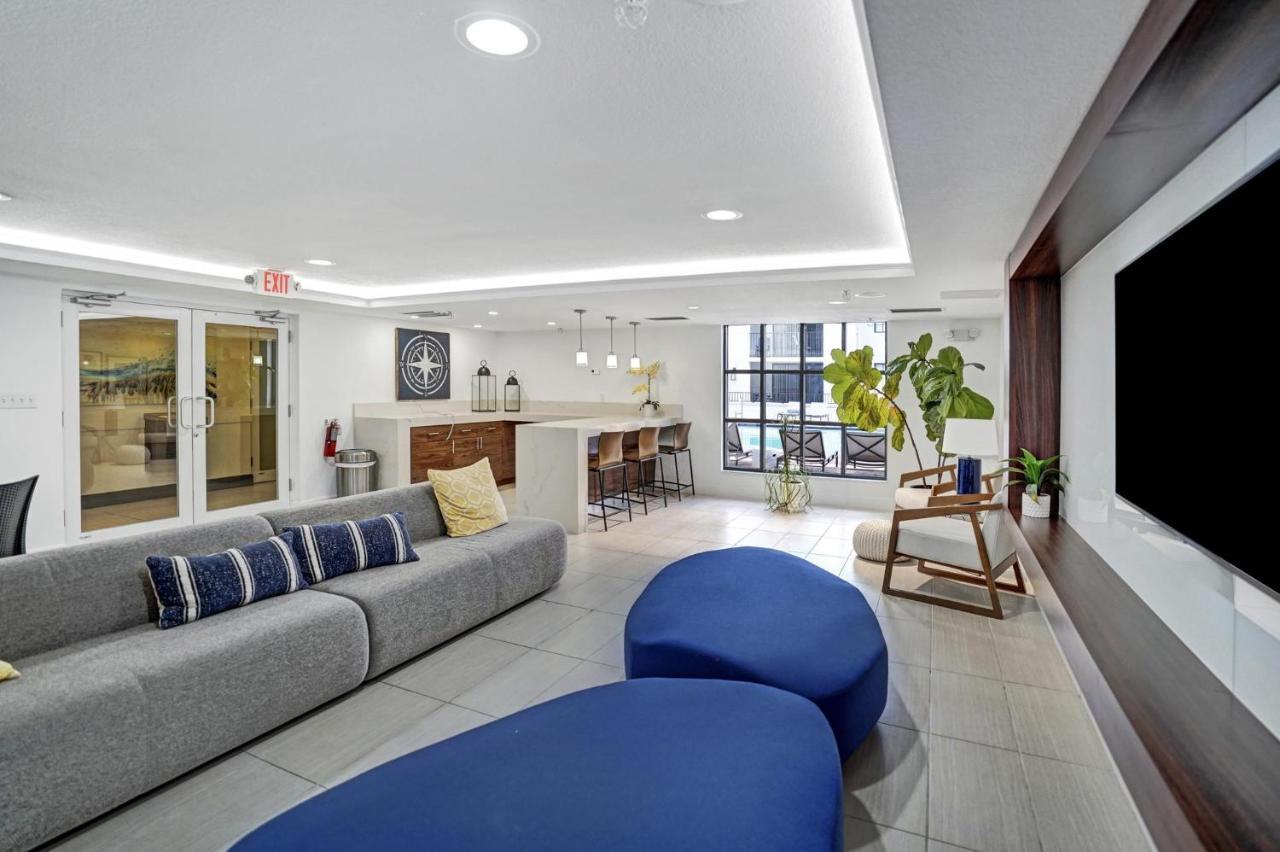 Dharma Home Suites Coral Gables At Gables Grand Plaza Miami Esterno foto