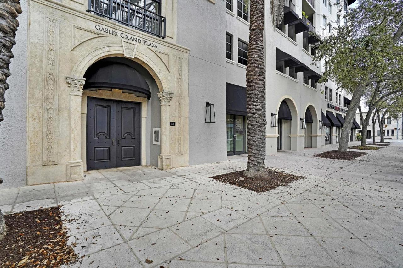 Dharma Home Suites Coral Gables At Gables Grand Plaza Miami Esterno foto
